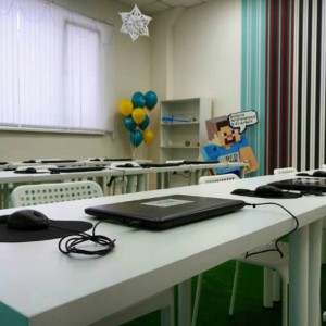 KIBERone для будущих КиберГероев в Ижевске! - КИБЕРшкола программирования для детей, компьютерные курсы для школьников, начинающих и подростков - KIBERone г. Ворошиловский